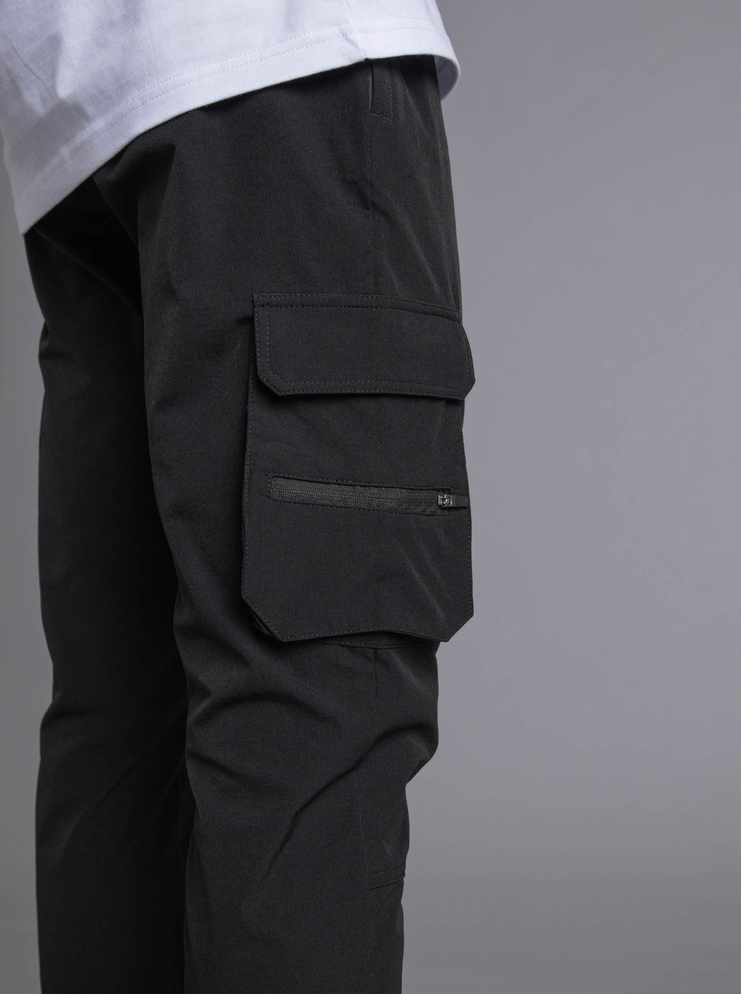 Tech Stretch Cargo Pant In Black