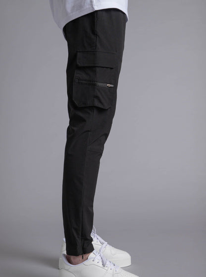 Tech Stretch Cargo Pant In Black