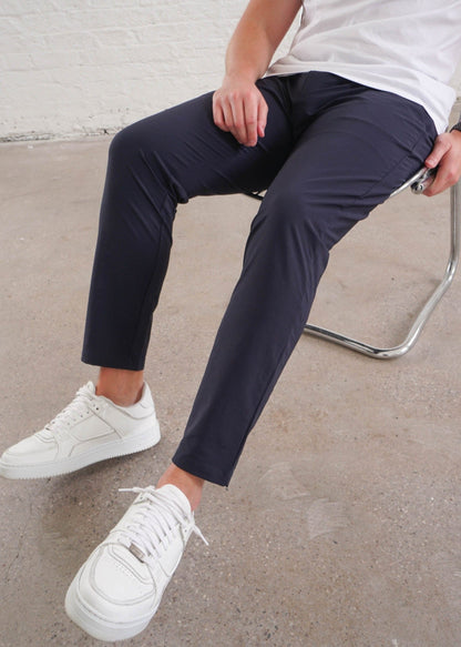 Smart Stretch Trouser In Navy Blue