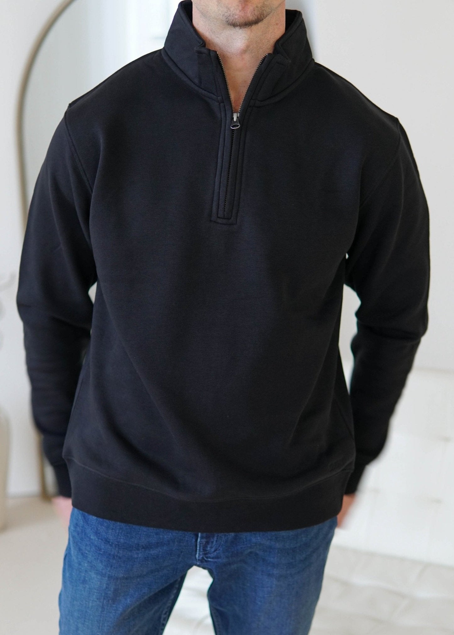 Essential Quarter Zip Sweatshirt In Black