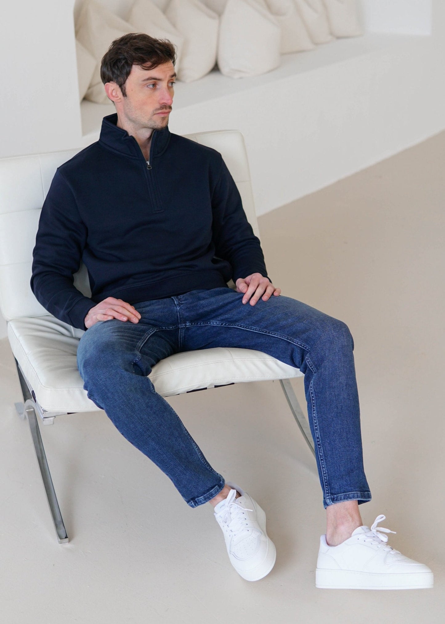 Essential Quarter Zip Sweatshirt In Navy Blue