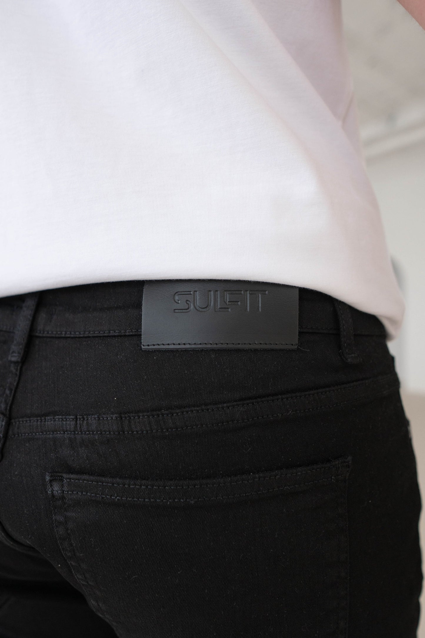 Slim Comfort Jeans In Jet Black