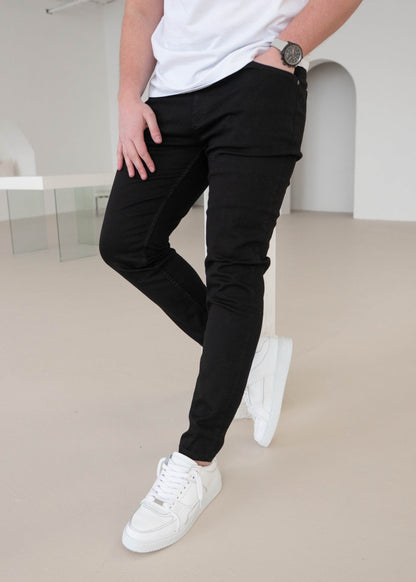 Slim Comfort Jeans In Jet Black