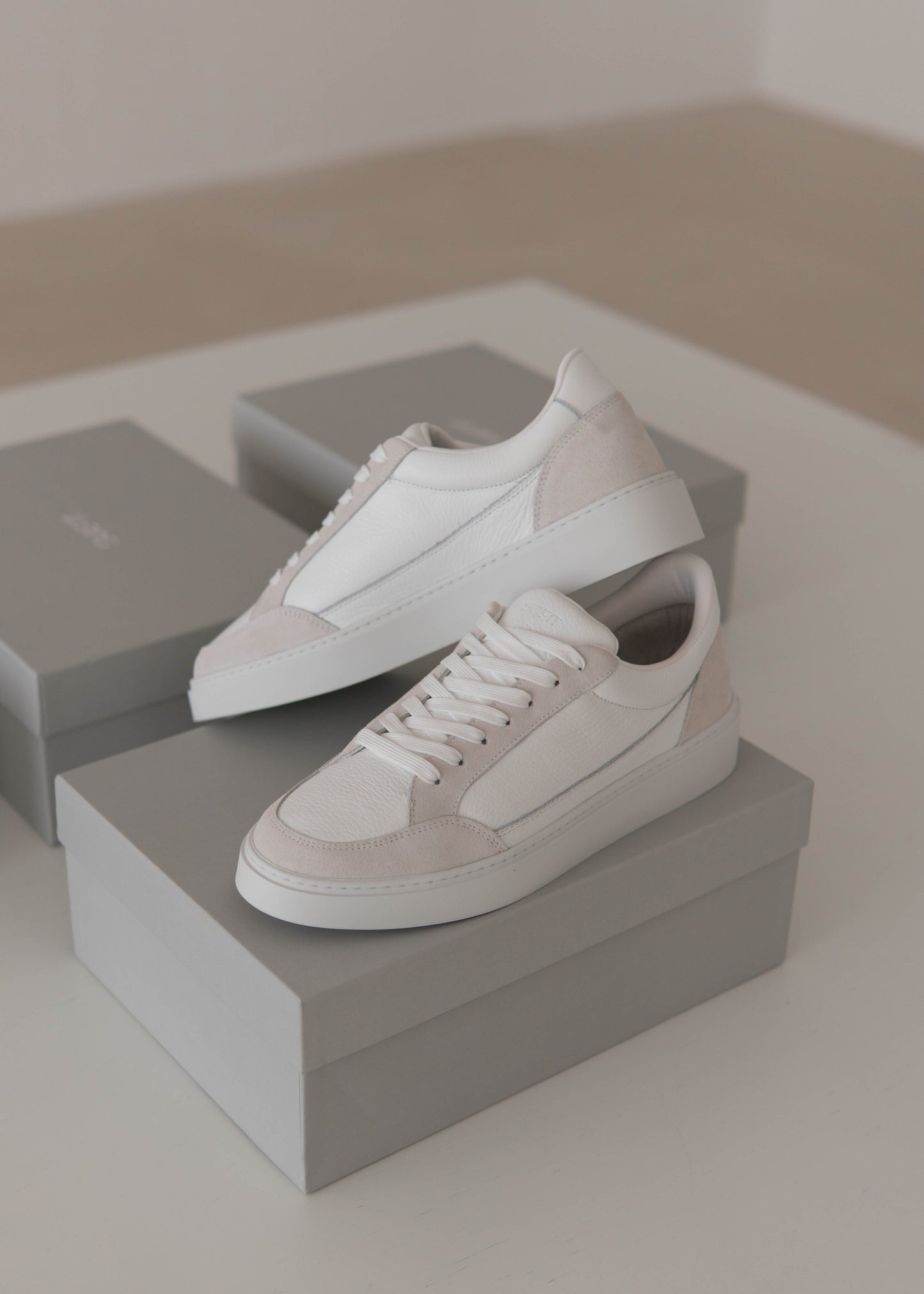 Premium Leather Trainer In White/Stone
